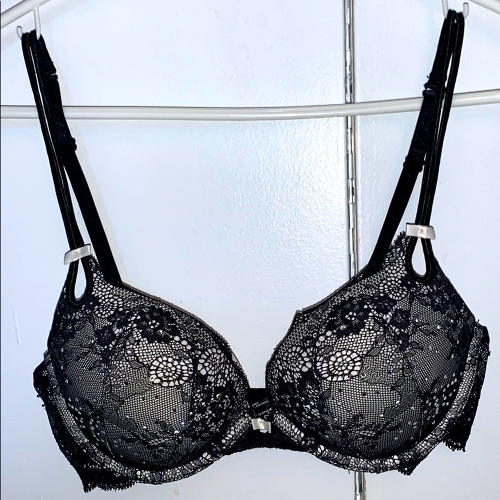 Victoria’s Secret 36A Push Up Bra